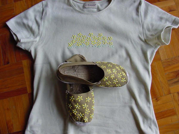 Zapatillas y camiseta